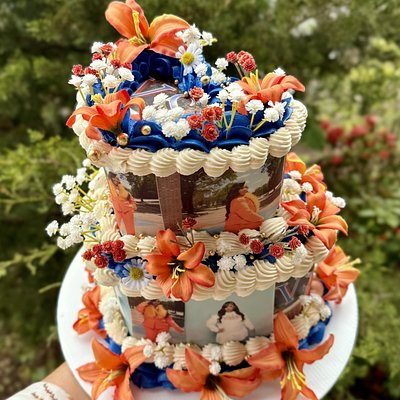 2 Tiered Heart Cake 