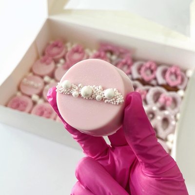 Chocolate Covered Oreos
