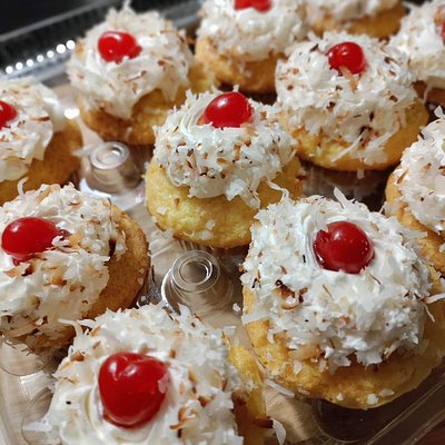 Specialty Cupcakes (2 Dozen Increments) 