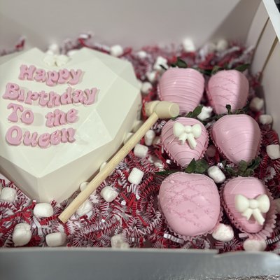 (6) Breakable Heart with strawberries 