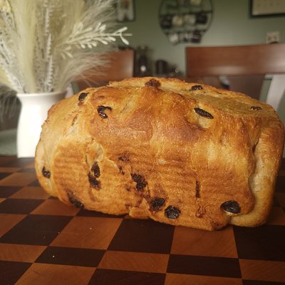 Cinnamon Raisin Bread