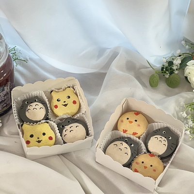 Character macarons (6pcs)