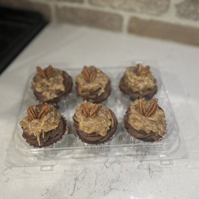 German Chocolate Cupcakes 