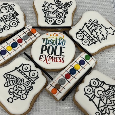 Christmas Train Set Cookies And Cocoa Bombs 