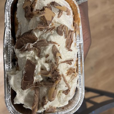 Peanut Butter Cups Sponge Cake With Butter Cream Frosting 