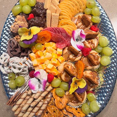 Sweet and Salty Charcuterie Small Feed 4-6