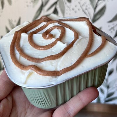 Cinnamon Roll Mini Cake