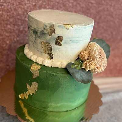 2 Tier Wedding Cake