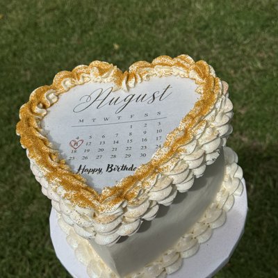 8” Heart Cake - Burn Away
