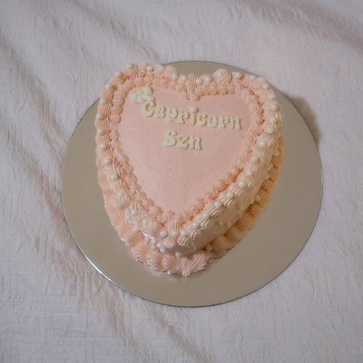 Heart Cake 8 inch 