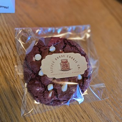 6 Red Velvet White Chocolate Cookies