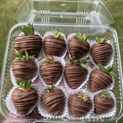 Dozen Strawberries 