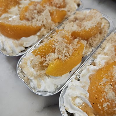 Peach Cobbler Mini Cake 