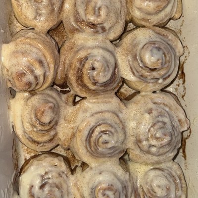 Banana Bread Cinnamon Rolls With Homemade Sweet Cream Cheese Icing (4 Ct)