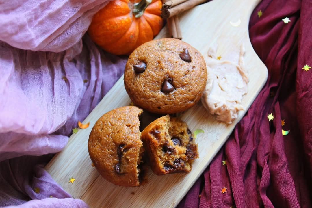 Pumpkin Chocolate Chip Muffin - 4 Count