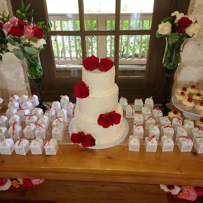 Wedding Package Feeding 150 People