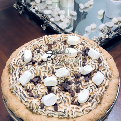 KETO S’MORES SPECIALTY COOKIE PIZZA CAKE