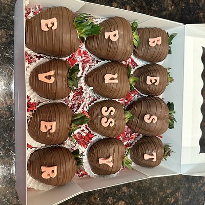 Dozen Berry Box