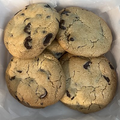 Gluten-free/Dairy-free Chocolate Chip Cookie