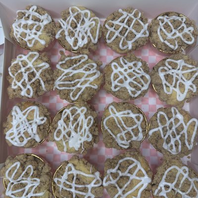 Coffee Cake Muffins 