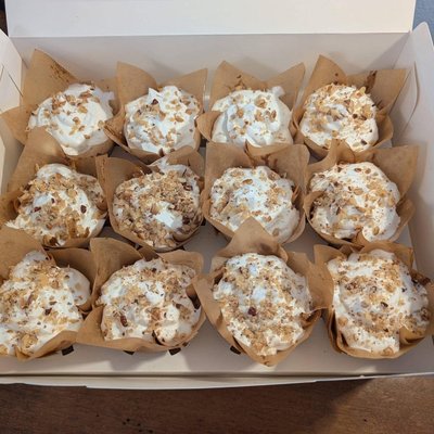 Carrot Cupcakes (2 Dozen)