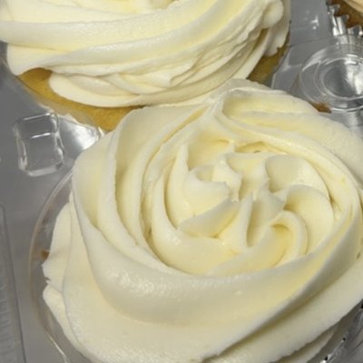 Lemon Cupcakes Half Dozen 
