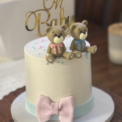 Custom Round Cakes