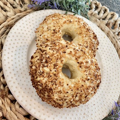 Onion Bagels (half dozen) 