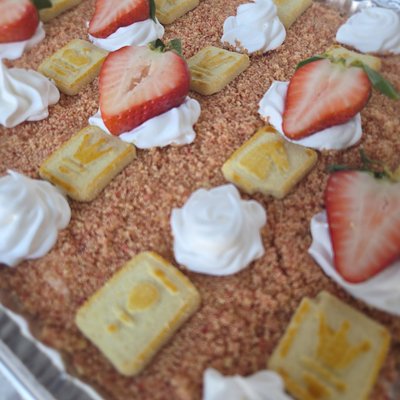 Banana Strawberry Crunch Small