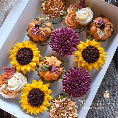 Large Floral Cupcakes - Dozen Boxed
