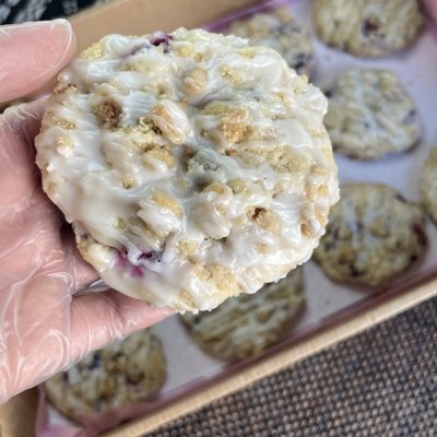 Blueberry Muffin Cookies 1/2 Dozen