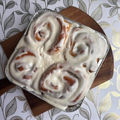 Jumbo Sourdough Cinnamon Rolls - 4 Pack