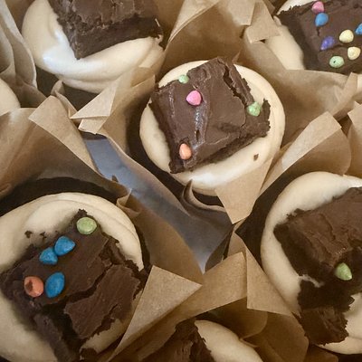 Dozen Cupcakes- Fun Flavors, Upgraded Design For Frosting 
