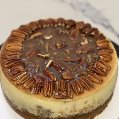 Caramel Pecan Cheesecake