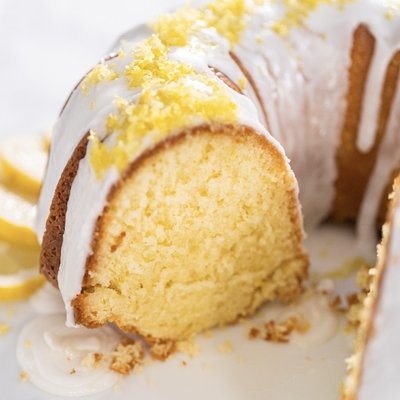 Mile High Lemon Pound Cake