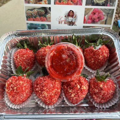 Strawberry Crunch Berries Chocolate Covered Strawberries 4/$14 • 6/$20 • 8/$26 • 12/$38