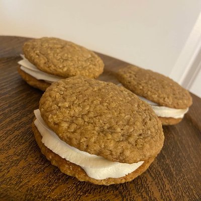 Oatmeal Creme Pies (4)