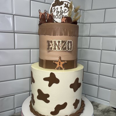 6/8 Inch Tiered Cake