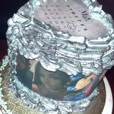 8” Burn Heart cake