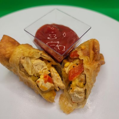 Chik'n Ste'k Eggroll 