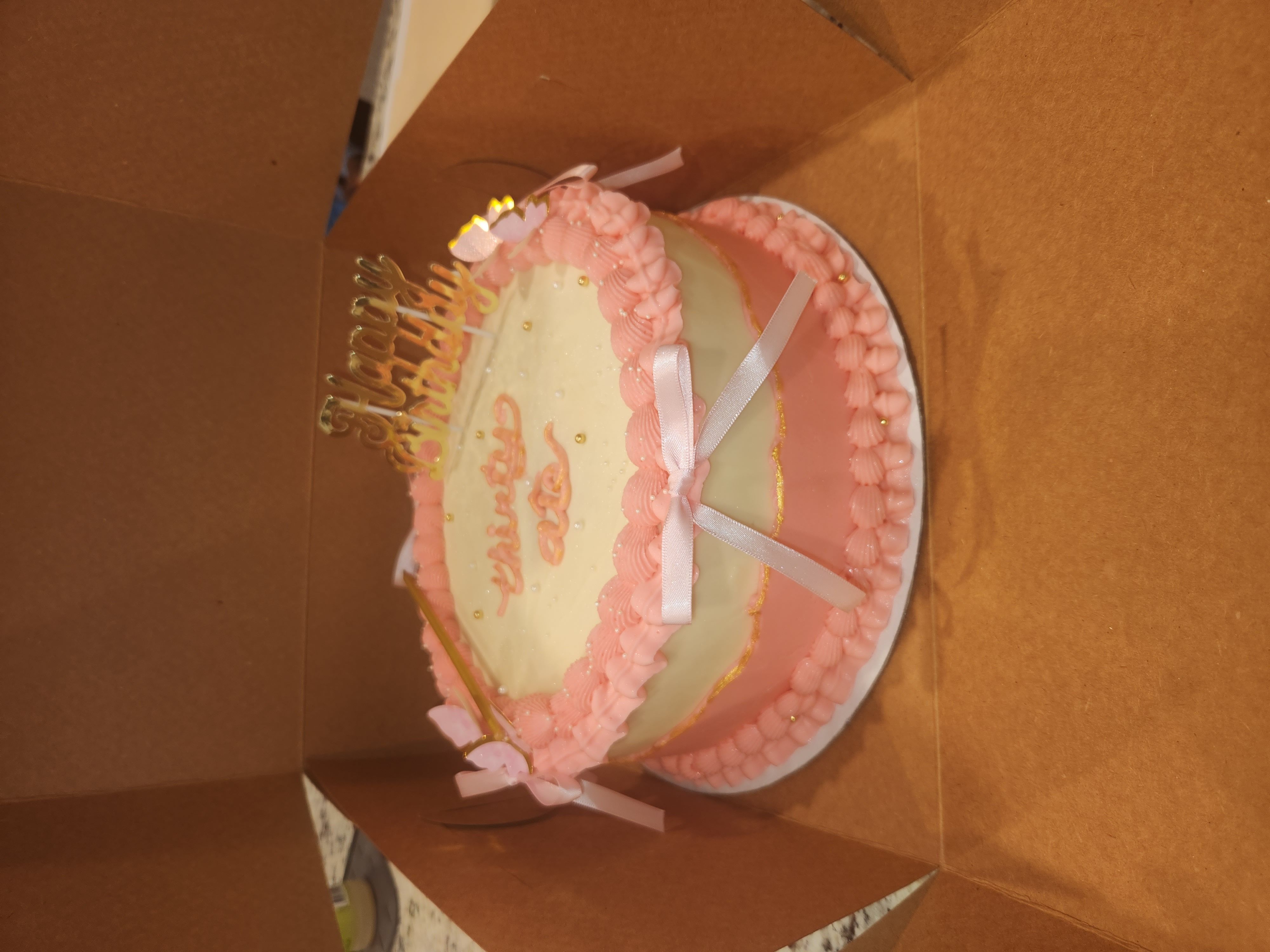 Round 10 Inch Two Layer Cakes