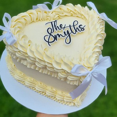 8inch Heart Cake 2 Layers