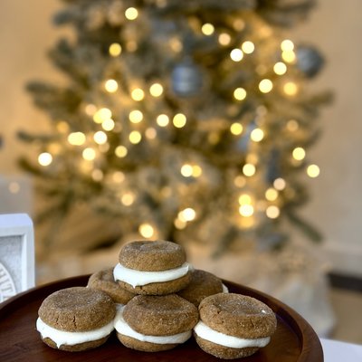Gingerbread Sandwich 