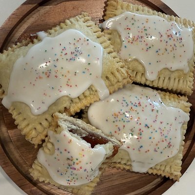 Sourdough Strawberry Pop-Tarts (4)