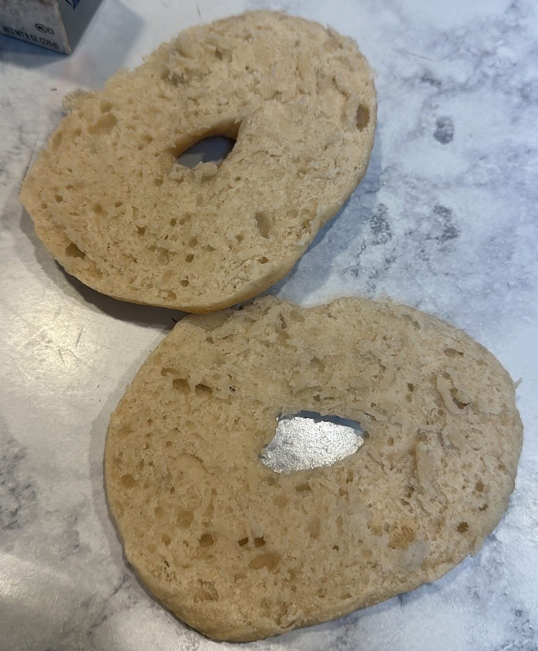 Plain bagels (6)