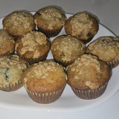 4 Lemon Blueberry Streusel Muffins