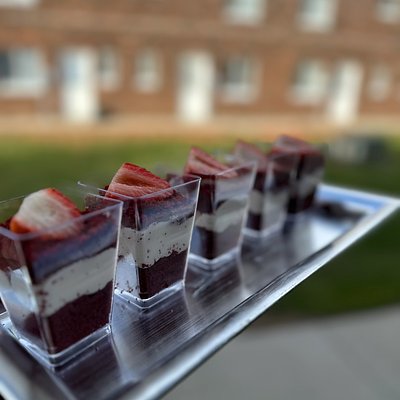 Red Velvet Cheesecake 