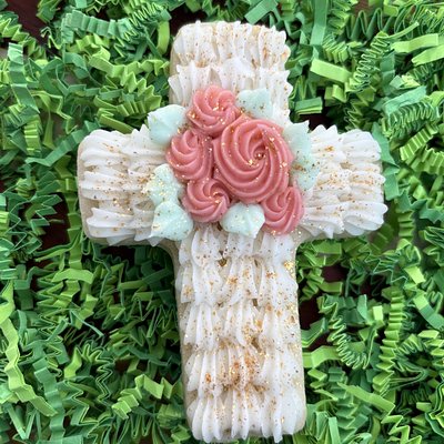 6 Buttercream Cross Cookies