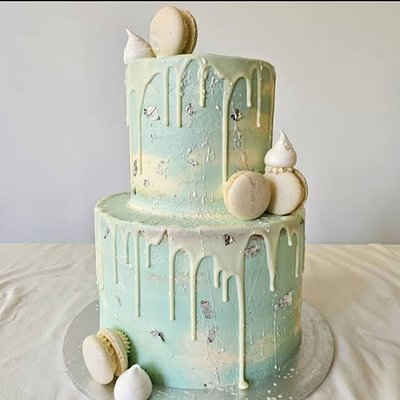Double Tier Cake 