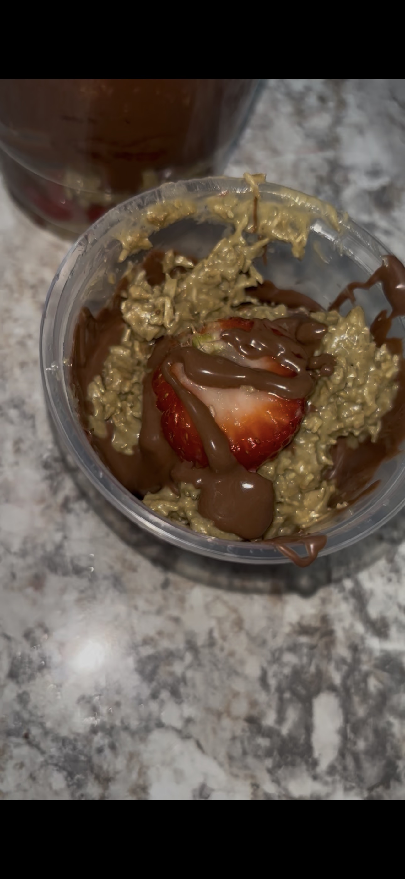 Mini Dubai Strawberry Cups 🍓🍫